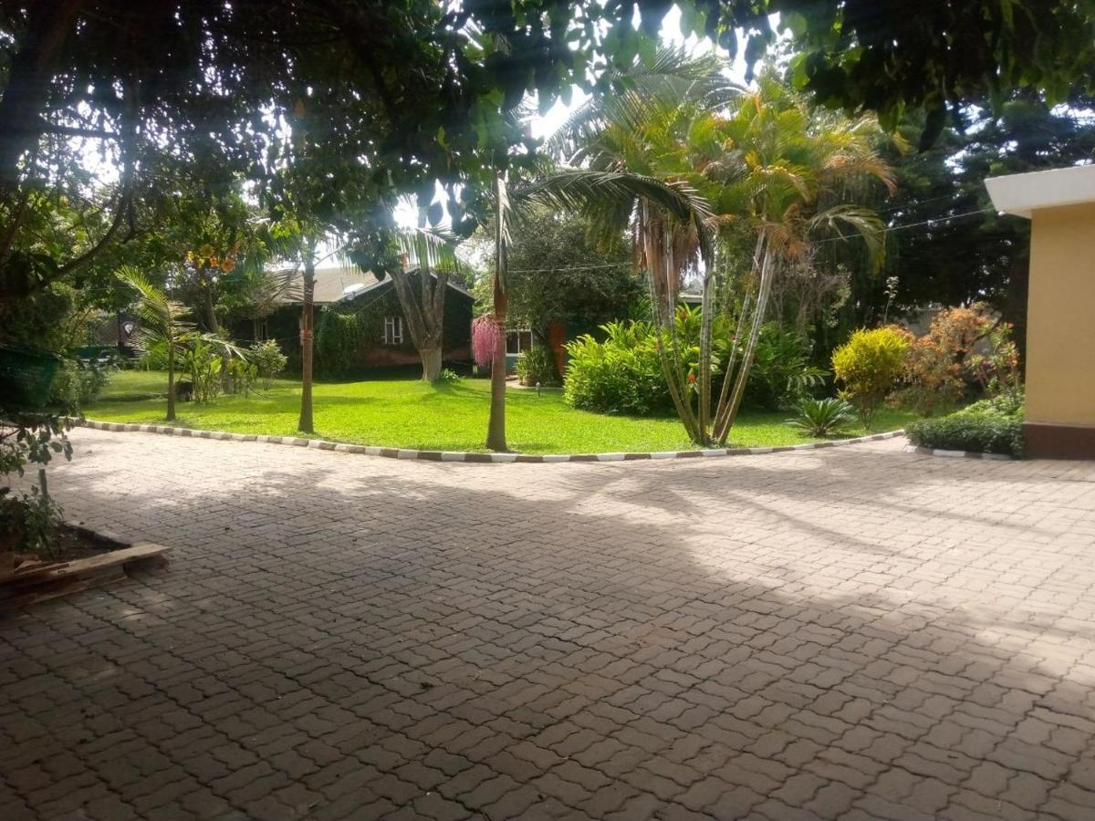 Karibu Heritage House Arusha Bagian luar foto
